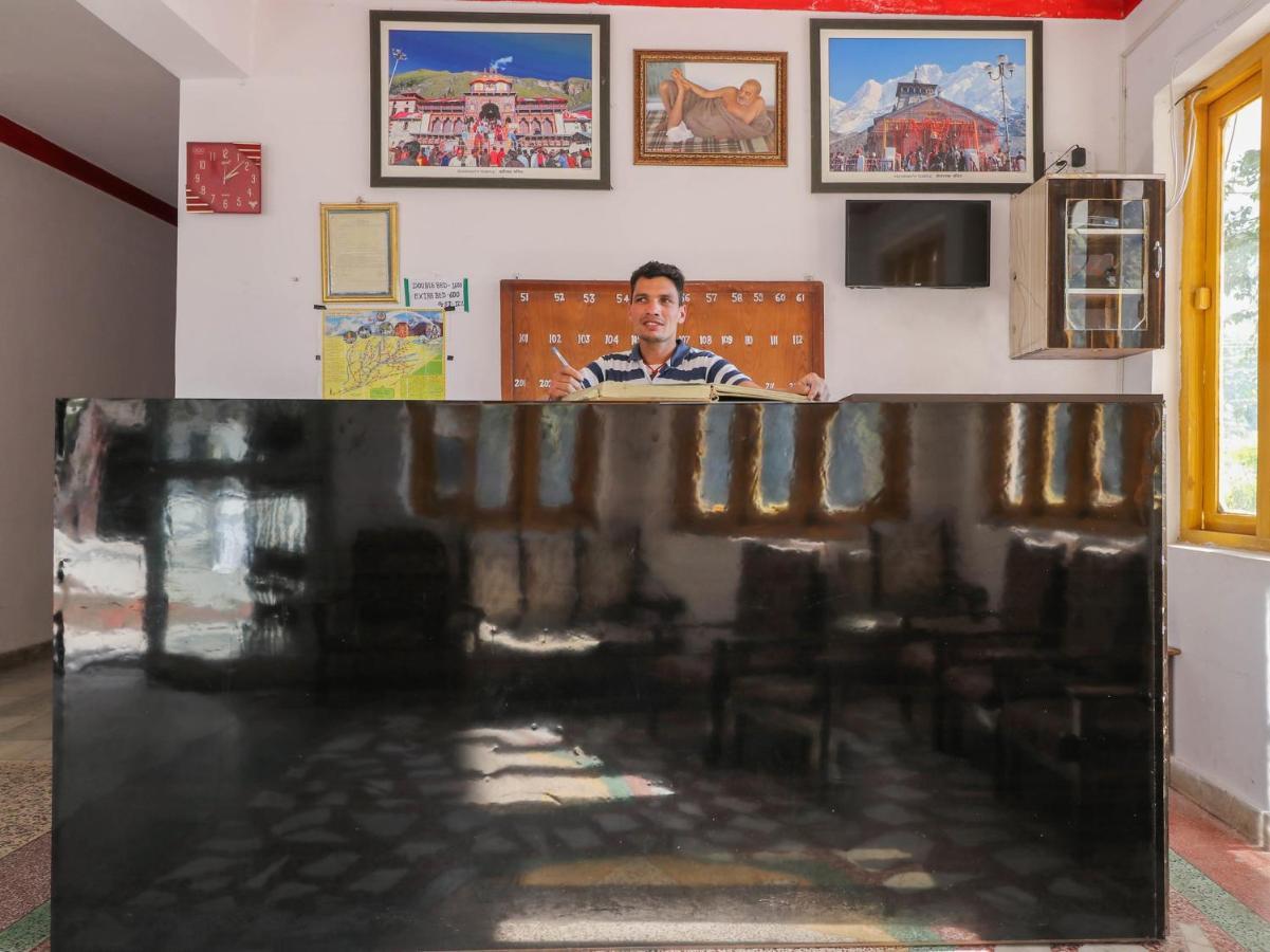 Oyo 63541 Hotel New Indra Lodge Joshimath Exterior photo